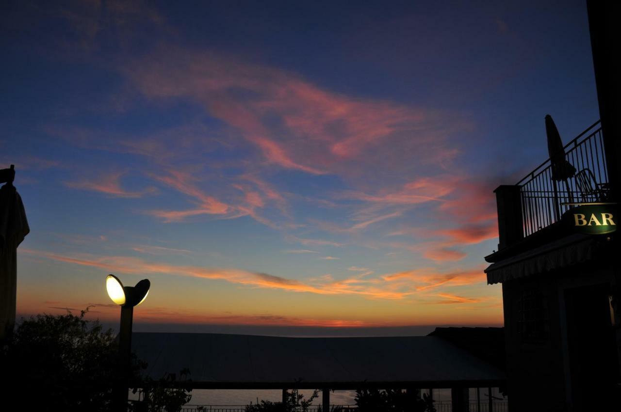 La Giada Del Mesco Hotel 3*